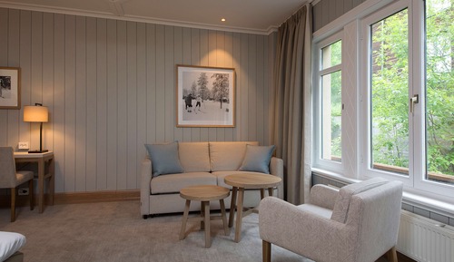 Family Room (Four)