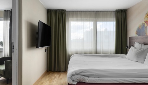 Superior Studio, 1 King Bed, Non Smoking (with Sofabed)