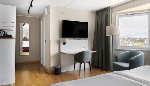 Superior Room, 1 King Bed, Non Smoking