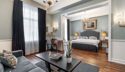 Junior Suite (With View)