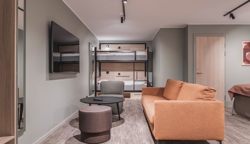 Family Room, No Windows (Large)