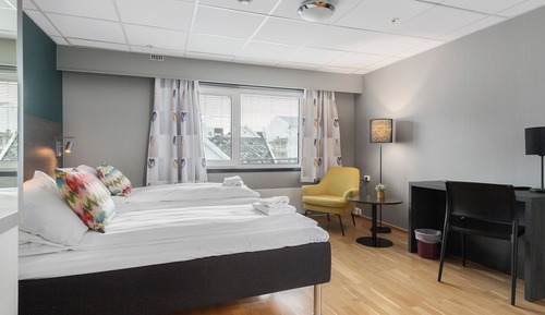 Standard Twin Room