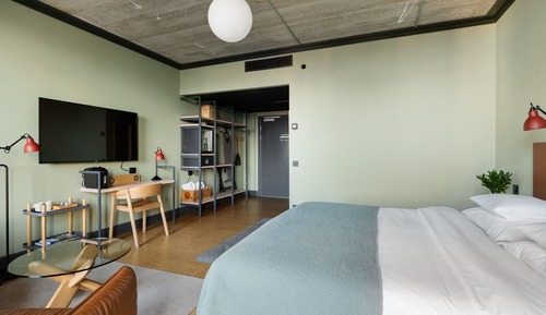 Superior Room, 1 King Bed, Non Smoking