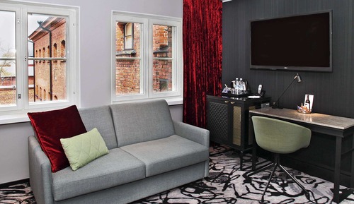 Family Room, 1 King Bed with Sofa bed, Non Smoking