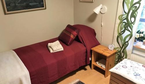 Single Room with Shared Bathroom