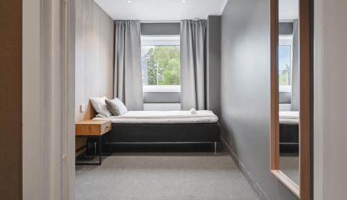 Single Room with Shared Bathroom