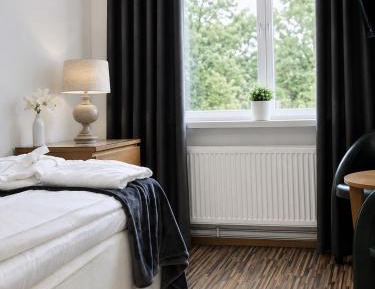 Standard Single Room with Shared Bathroom