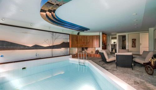 Deluxe Villa