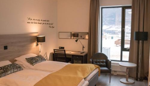 Large Double or Twin Room