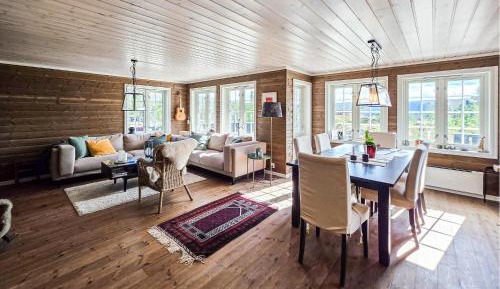 Four-Bedroom Vacation Home