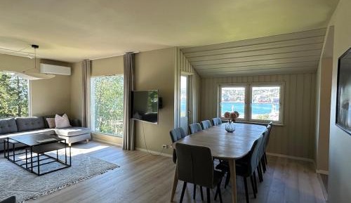 Five-Bedroom Apartment