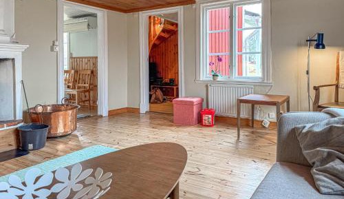 Three-Bedroom Townhouse