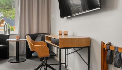 Large Twin Room