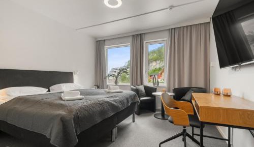 Large Twin Room