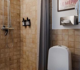 Small Double Room - Villa Piaf 