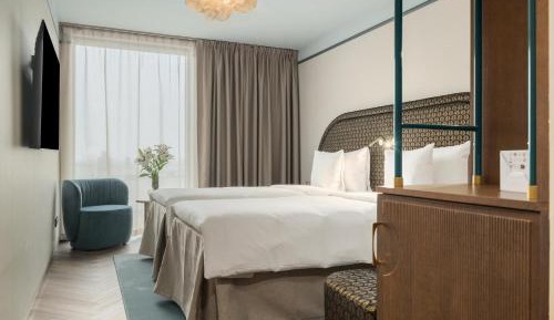 Superior King Room - Pool & Spa not included