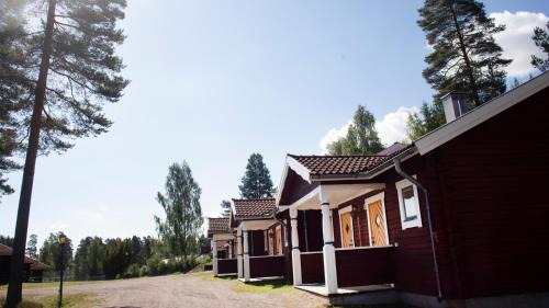 Cottage (2 Adults)