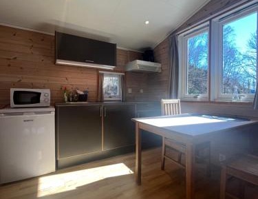 Cottage with Kitchenette and Private Bathroom