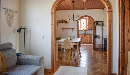 Three-Bedroom Townhouse