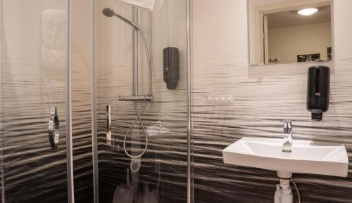 Triple Room without Window