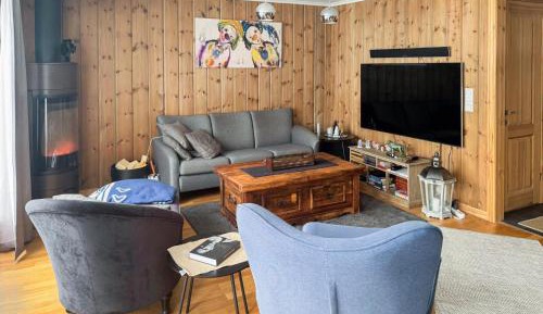 Three-Bedroom Vacation Home 