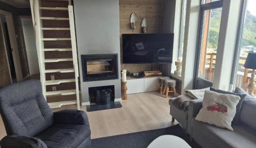 Five-Bedroom Apartment