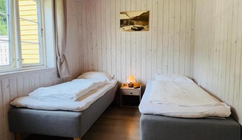 Economy Twin Room