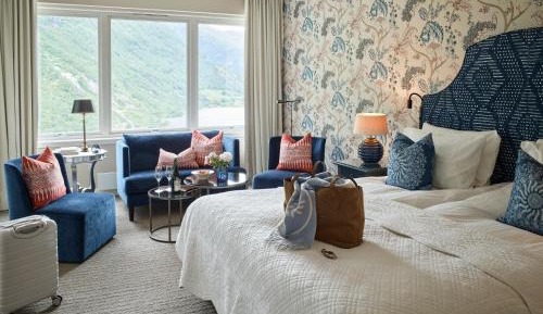 Union Classic Fjord View