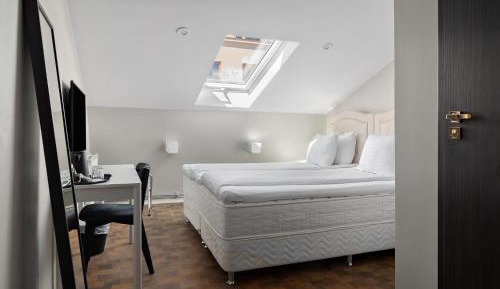 Economy Twin Room - Non-Smoking