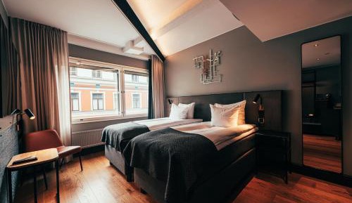 Standard, 2 Twin beds