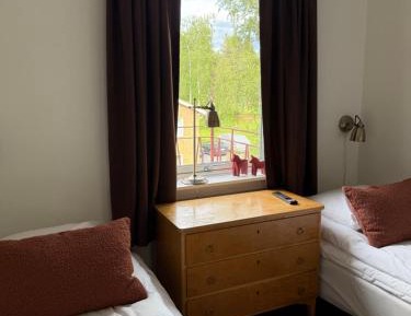 Standard Twin Room with Shared Bathroom
