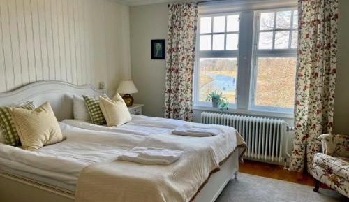 Junior Suite with Garden View
