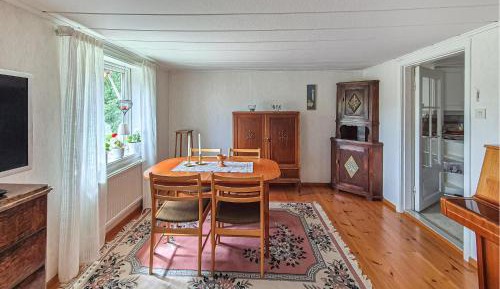 Three-Bedroom Vacation Home 
