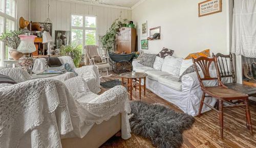 Three-Bedroom Townhouse
