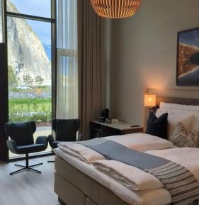 Superior Room with Mountain View