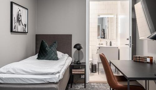 Single Room No Window