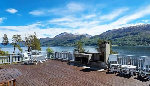 Five-Bedroom Holiday Home