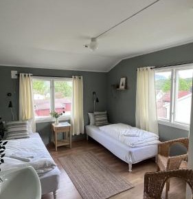 Standard Double Room with Shared Bathroom