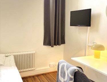 Twin Room with Shared Bathroom