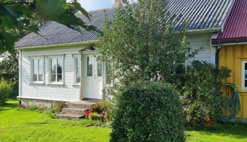 Three-Bedroom Vacation Home 