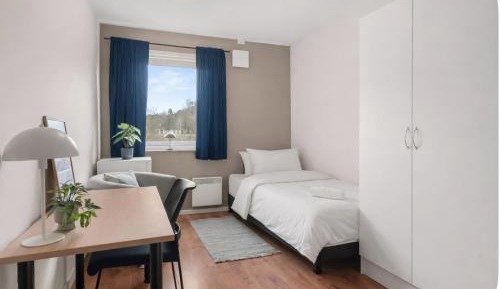 Standard Single Room with Shared Bathroom