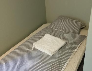 Single Room with Shared Bathroom