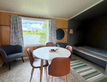 Double or Twin Room with Lake View