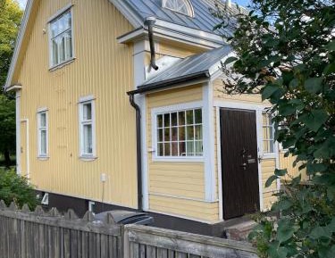 Two-Bedroom Deluxe Apartment with Garden View