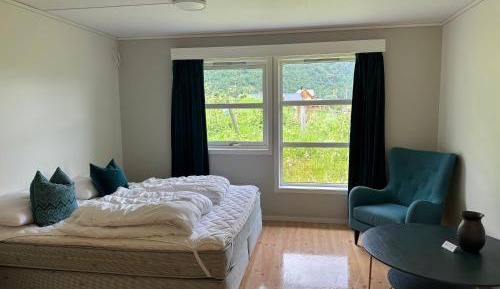 Deluxe Double Room (2 Adults + 1 Child)