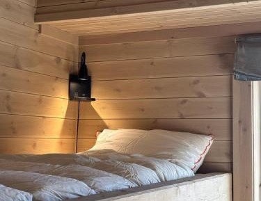 Three-Bedroom Apartment with Mountain View