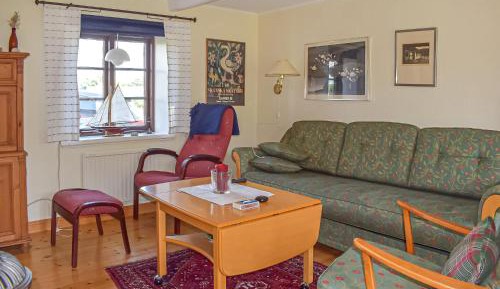 Three-Bedroom Townhouse