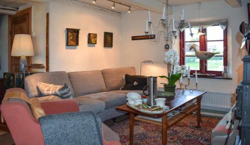 Three-Bedroom Townhouse