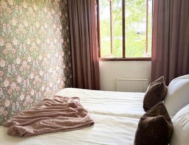 Standard Twin Room with Garden View
