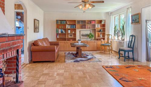 Two-Bedroom Townhouse